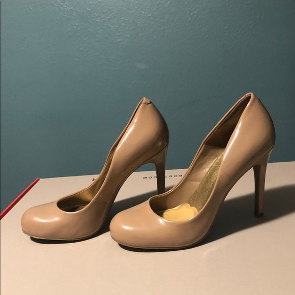 Jessica Simpson Heels - Picture 3 of 4